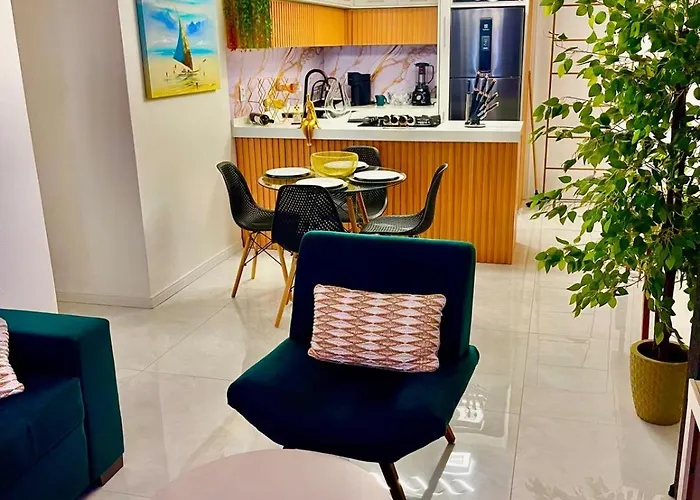 Apartamento Moderno Frente A Praia Com 2 Quartos Localizacao Na Orla Imbativel